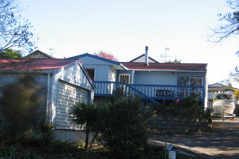 Photo of property in 103 Konini Road, Titirangi, Auckland, 0604