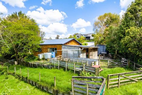 Photo of property in 9 Bickerstaffe Road, Maungaturoto, 0520