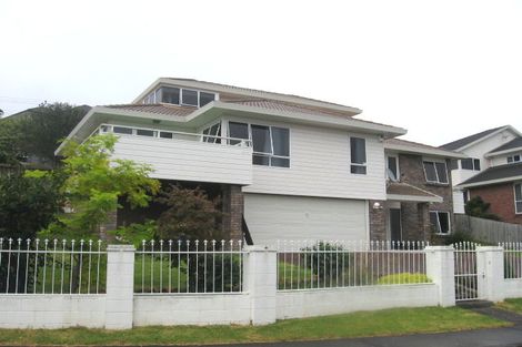 Photo of property in 8 Mcfetridge Place, Hillcrest, Auckland, 0627