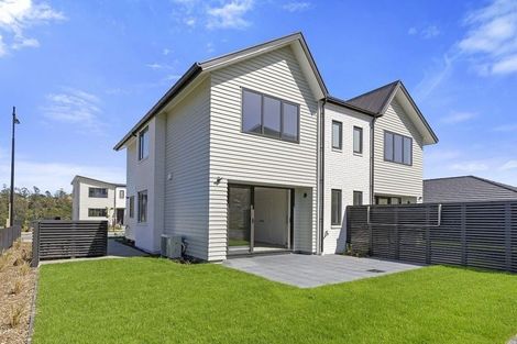 Photo of property in 31 Turtleback Avenue, Whitby, Porirua, 5024