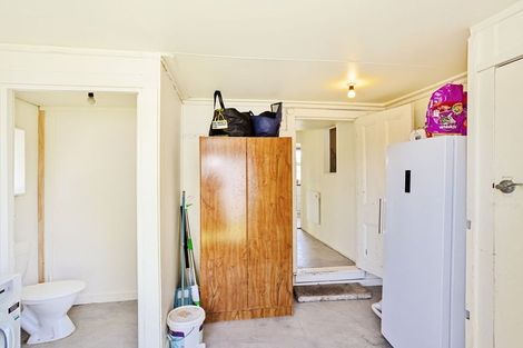 Photo of property in 3 Morton Street, Tuatapere, 9620