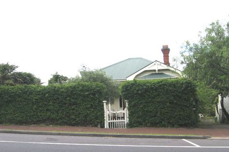 Photo of property in 14 West End Road, Herne Bay, Auckland, 1022