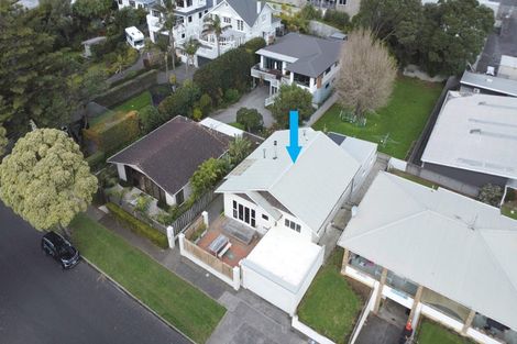 Photo of property in 14 Mclean Street, Strandon, New Plymouth, 4312