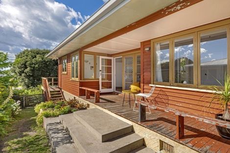 Photo of property in 12 Douglas Street, Okitu, Gisborne, 4010