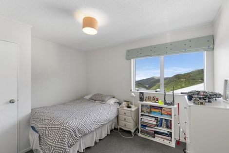 Photo of property in 7 Ashton Fitchett Drive, Brooklyn, Wellington, 6021