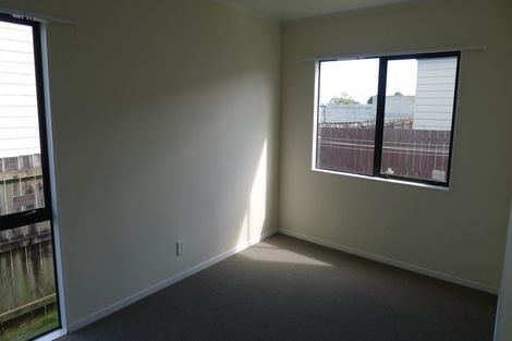 Photo of property in 37 Solveig Place, Randwick Park, Auckland, 2105