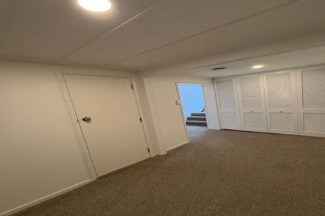 Photo of property in 55 Coronation Road, Hillcrest, Auckland, 0627