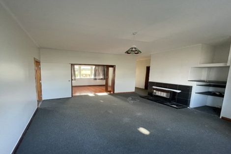 Photo of property in 17 Haydon Street, Roslyn, Palmerston North, 4414