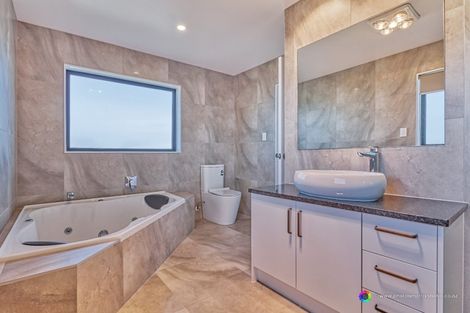 Photo of property in 68 Liberty Crescent, Beachlands, Auckland, 2018