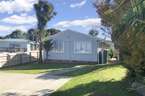 Photo of property in 11 Surrey Street, Manurewa, Auckland, 2102