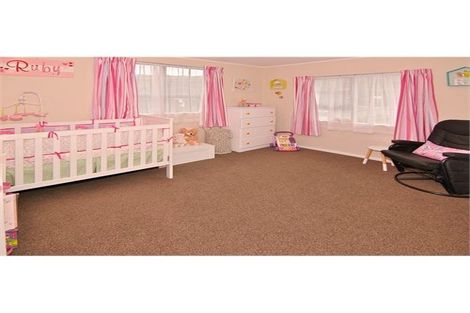 Photo of property in 74 Cortina Avenue, Johnsonville, Wellington, 6037