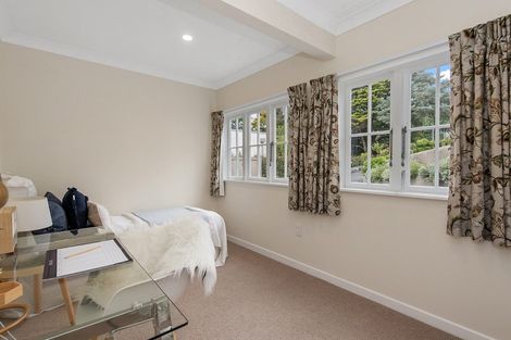 Photo of property in 30 Lake Crescent, Hamilton Lake, Hamilton, 3204