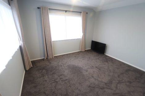 Photo of property in 18 Castlepoint Avenue, Takanini, 2110