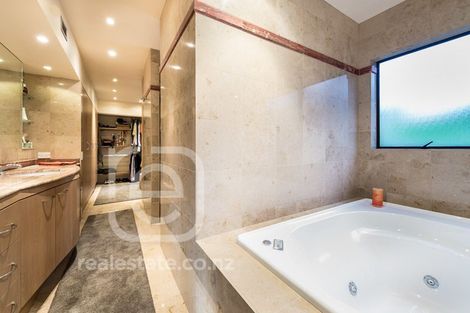 Photo of property in 19 Manurere Avenue, Takapuna, Auckland, 0622