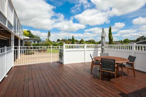 Photo of property in 1 Morrow Avenue, St Andrews, Hamilton, 3200