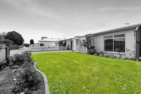 Photo of property in 61 Murray Avenue, Hawera, 4610