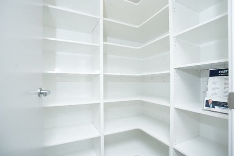 Photo of property in 87 Barrington Drive, Huntington, Hamilton, 3210