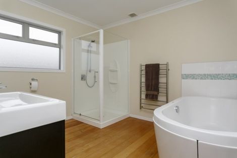 Photo of property in 53 Kaihua Road, Nukuhau, Taupo, 3330