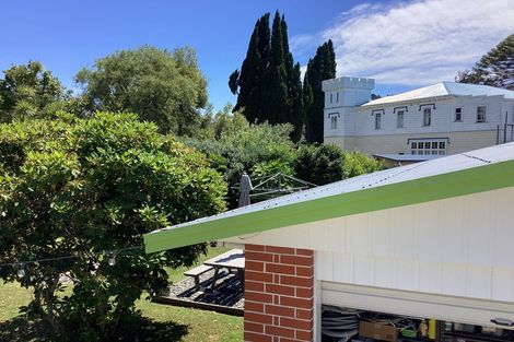 Photo of property in 17 Hinaki Street, Inner Kaiti, Gisborne, 4010