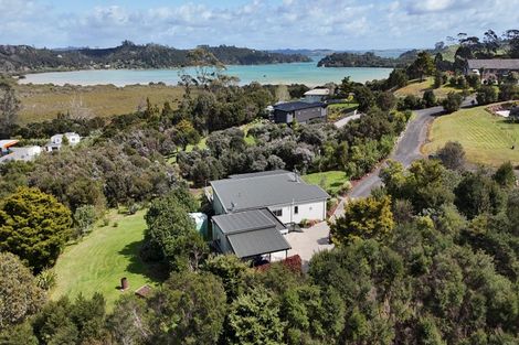 Photo of property in 15 Tikitiki Lane, Russell, 0272