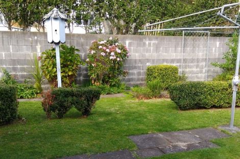 Photo of property in 25 Fulford Street, New Plymouth, 4310