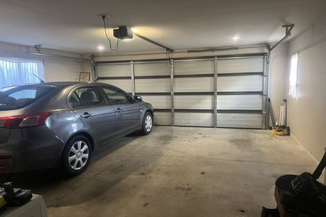 Photo of property in 12 Northbrook Close, Greenhithe, Auckland, 0632