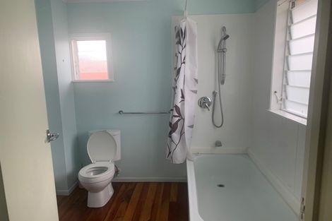 Photo of property in 727 Swanson Road, Swanson, Auckland, 0612