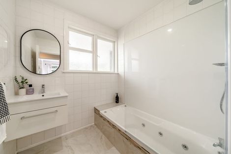 Photo of property in 120 Hine Road, Wainuiomata, Lower Hutt, 5014