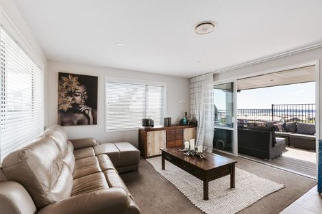 Photo of property in 30 Ridge Drive, Omokoroa, 3114