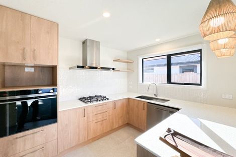 Photo of property in 7 Perks Drive, Halswell, Christchurch, 8025