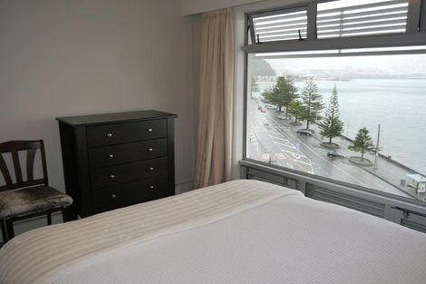 Photo of property in The Capital, 28/370 Oriental Parade, Oriental Bay, Wellington, 6011