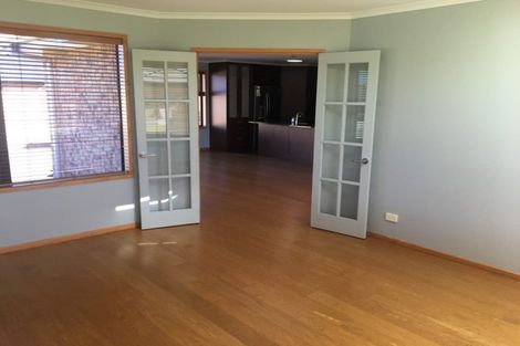 Photo of property in 2 Mooring Close, Haruru, 0204