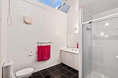 Photo of property in 1/350 Royal Road, Massey, Auckland, 0614