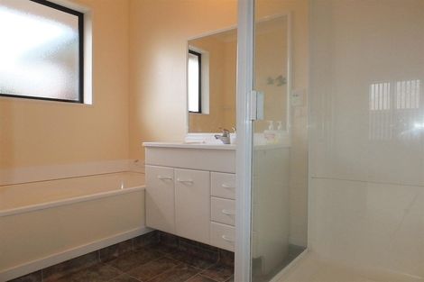 Photo of property in 3 Daniela Lane, Linwood, Christchurch, 8062