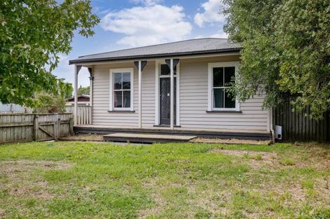 Photo of property in 6 Charles Cross Street, Longburn, Palmerston North, 4412