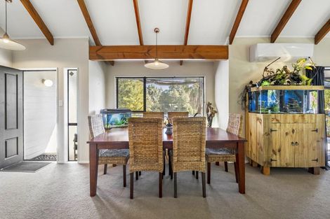 Photo of property in 14 Emery Grove, Bayview, Auckland, 0629