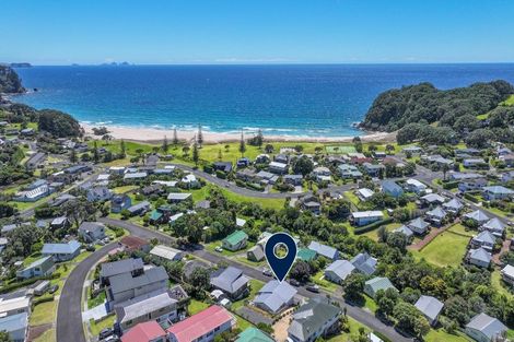 Photo of property in 208 Russell Bruce Place, Onemana, Whangamata, 3691