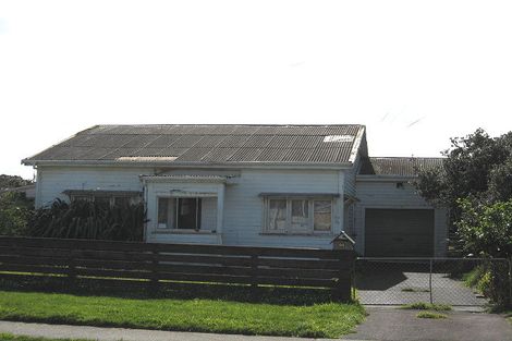 Photo of property in 36 Matai Street, Castlecliff, Whanganui, 4501