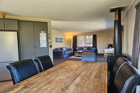 Photo of property in 1 Dwyer Place, Lake Tekapo, 7999