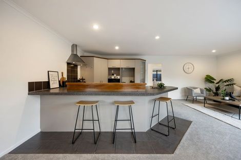 Photo of property in 33 Ravenscourt Place, Huntington, Hamilton, 3210