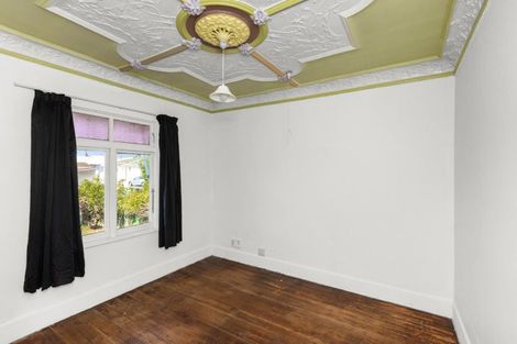 Photo of property in 42 Vigor Brown Street, Napier South, Napier, 4110