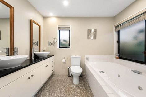 Photo of property in 17 Evergreen Place, Parklands, Christchurch, 8083