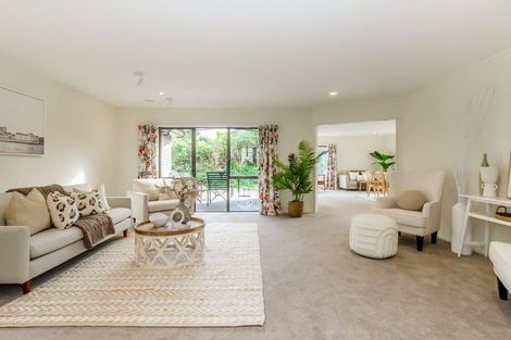 Photo of property in 12 Fox Place, Cloverlea, Palmerston North, 4412