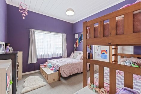 Photo of property in 20b Calgher Avenue, Waitara, 4320