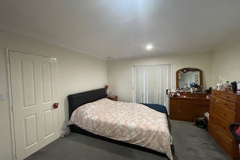 Photo of property in 12 Carn Place, Weymouth, Auckland, 2103