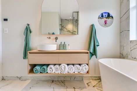 Photo of property in 18 Williamson Street, Cambridge, 3434