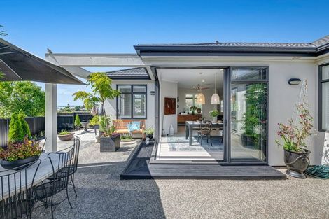 Photo of property in 57 Roberta Crescent, Orewa, 0931