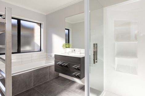 Photo of property in 1 Drake Crescent, Awatoto, Napier, 4110