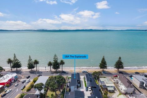 Photo of property in 18a The Esplanade, Eastern Beach, Auckland, 2012