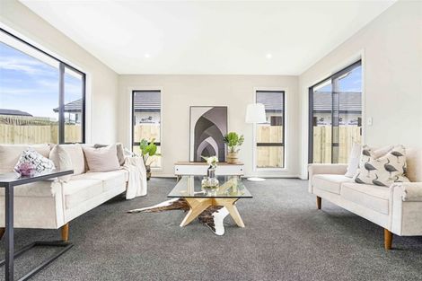 Photo of property in 8 Paiaka Place, Rototuna North, Hamilton, 3210